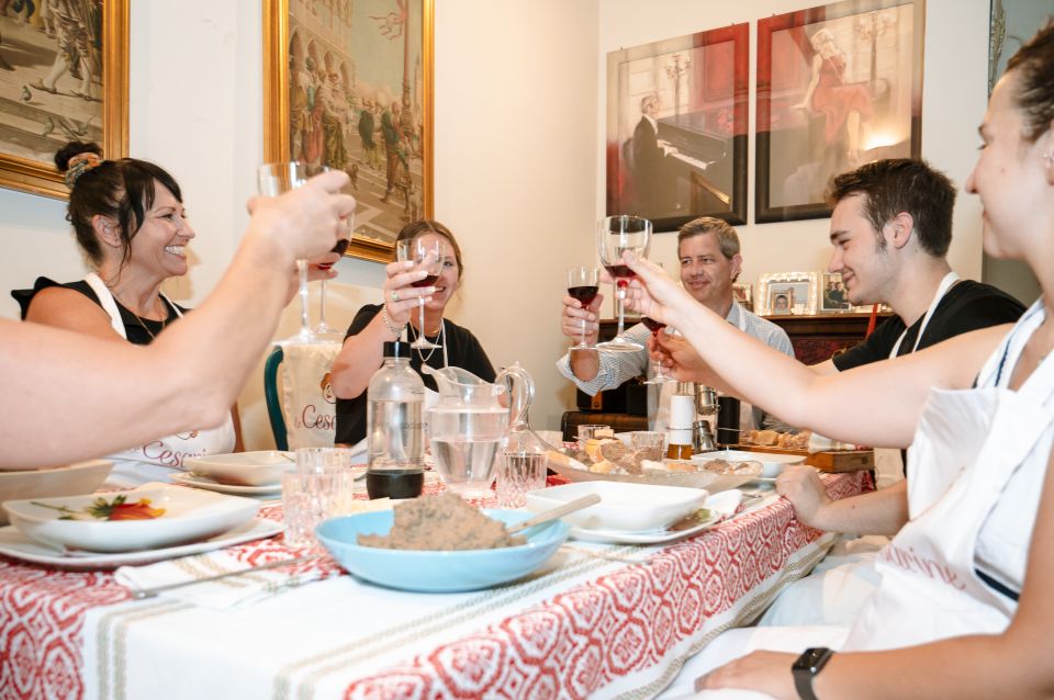 Treviso: Dining Experience at a Local's Home - The main drawback: home hosting is human scheduling
