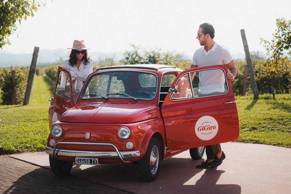 Valdobbiadene: Prosecco hills with the vintage 500 - Getting started at Cantina Adami in Soprapiana