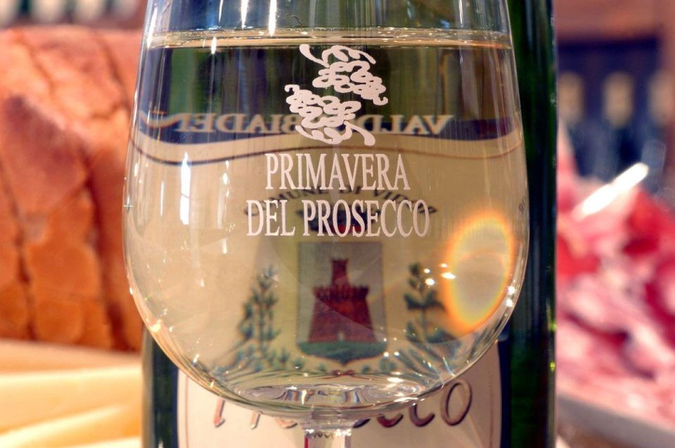 Valdobbiadene: Prosecco private tour & taste with Sommelier - Cru names you’ll remember (and how to use them later)