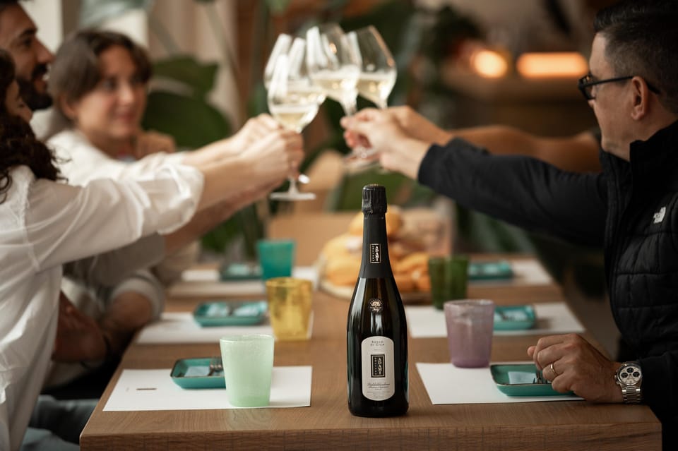 Valdobbiadene: Prosecco tasting with winery & vineyard tour - The cellar visit: where Prosecco Superiore DOCG takes shape
